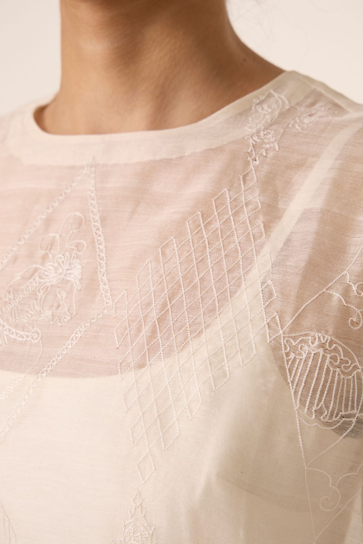 Sahir Handwoven Embroidered Top - image 3