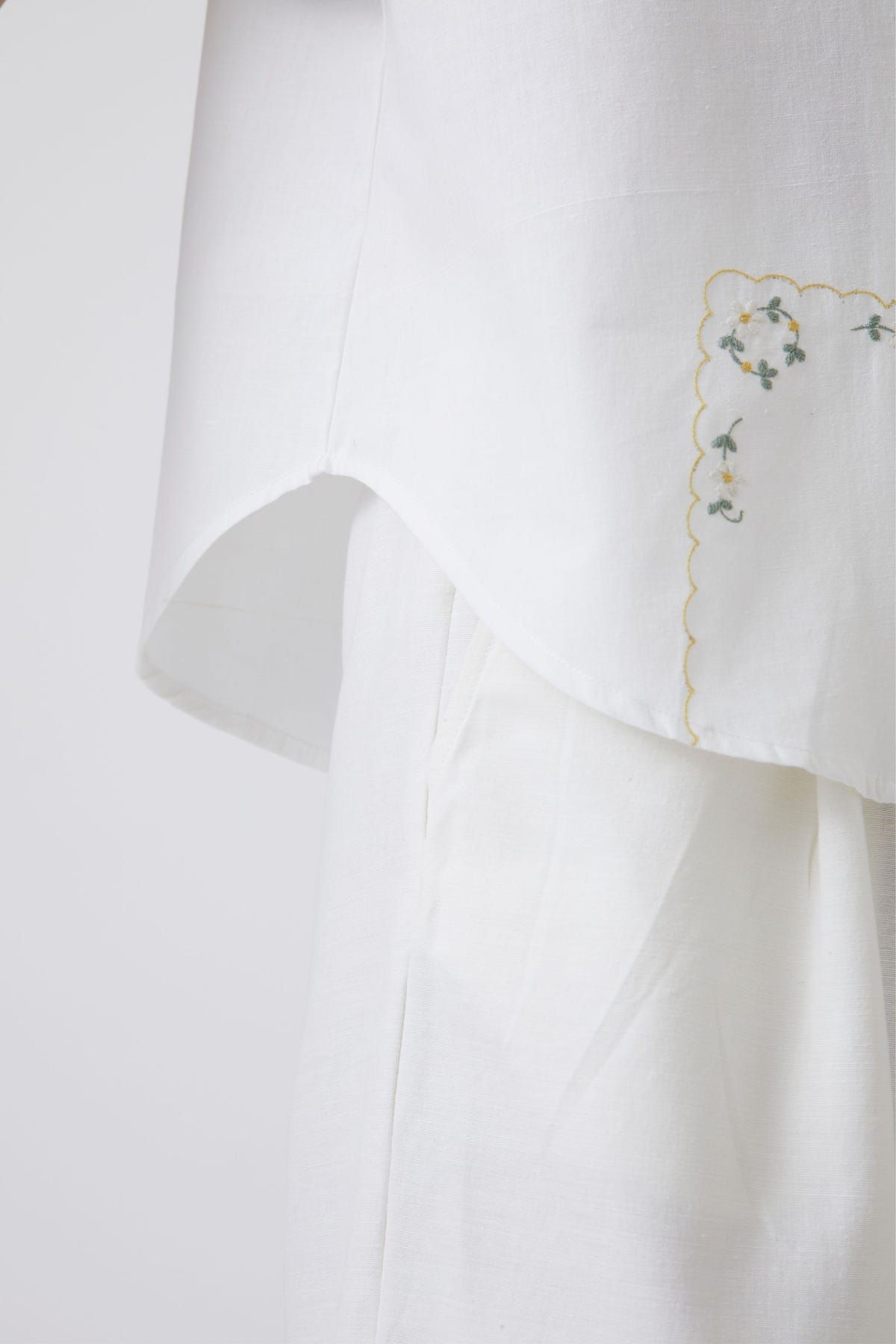Kati - Shirt - image 10