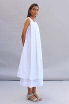 Sylvia view 3