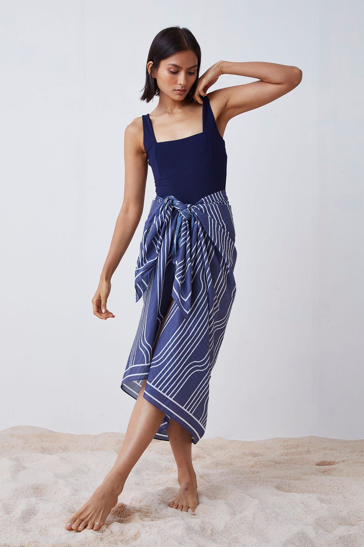 Window Pane Print Sarong - Blue and White - image 6