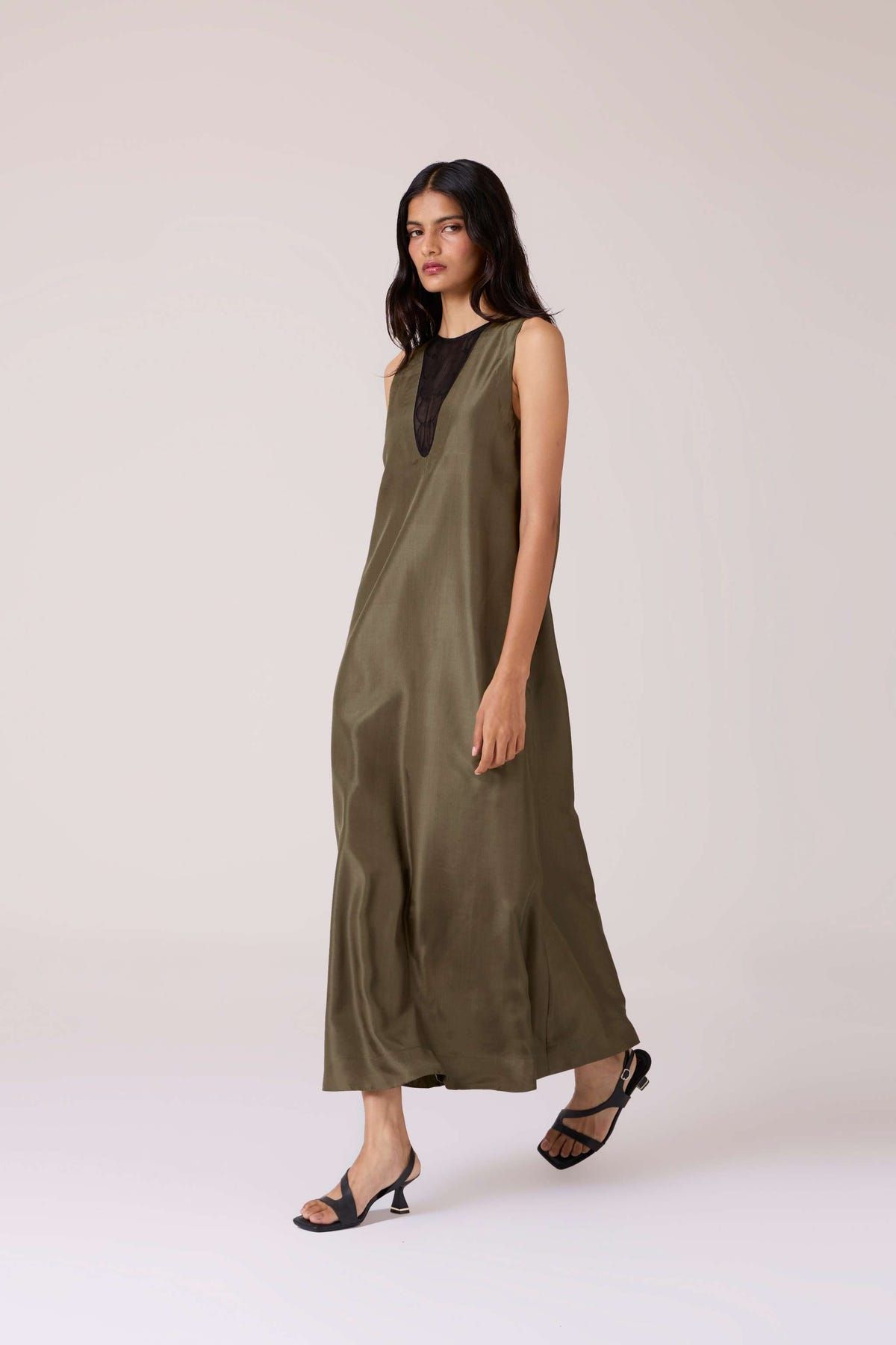 Velyra Olive Silk Dress - image 12