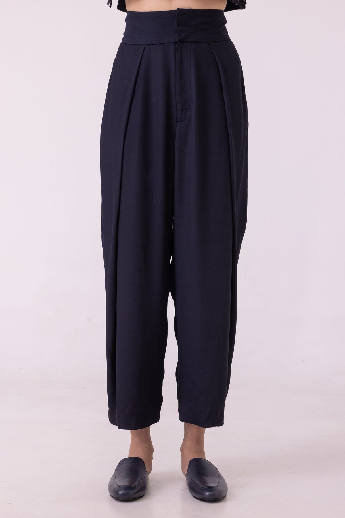 Elinor Black Barrel Pants - image 2