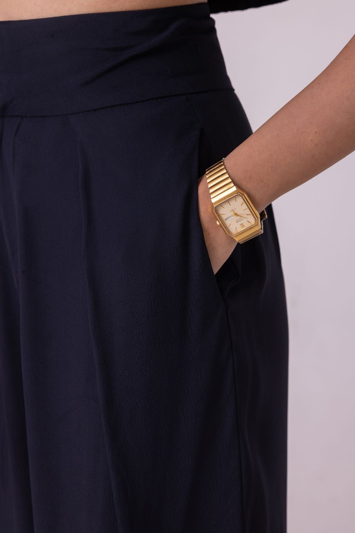 Elinor Black Barrel Pants - image 6