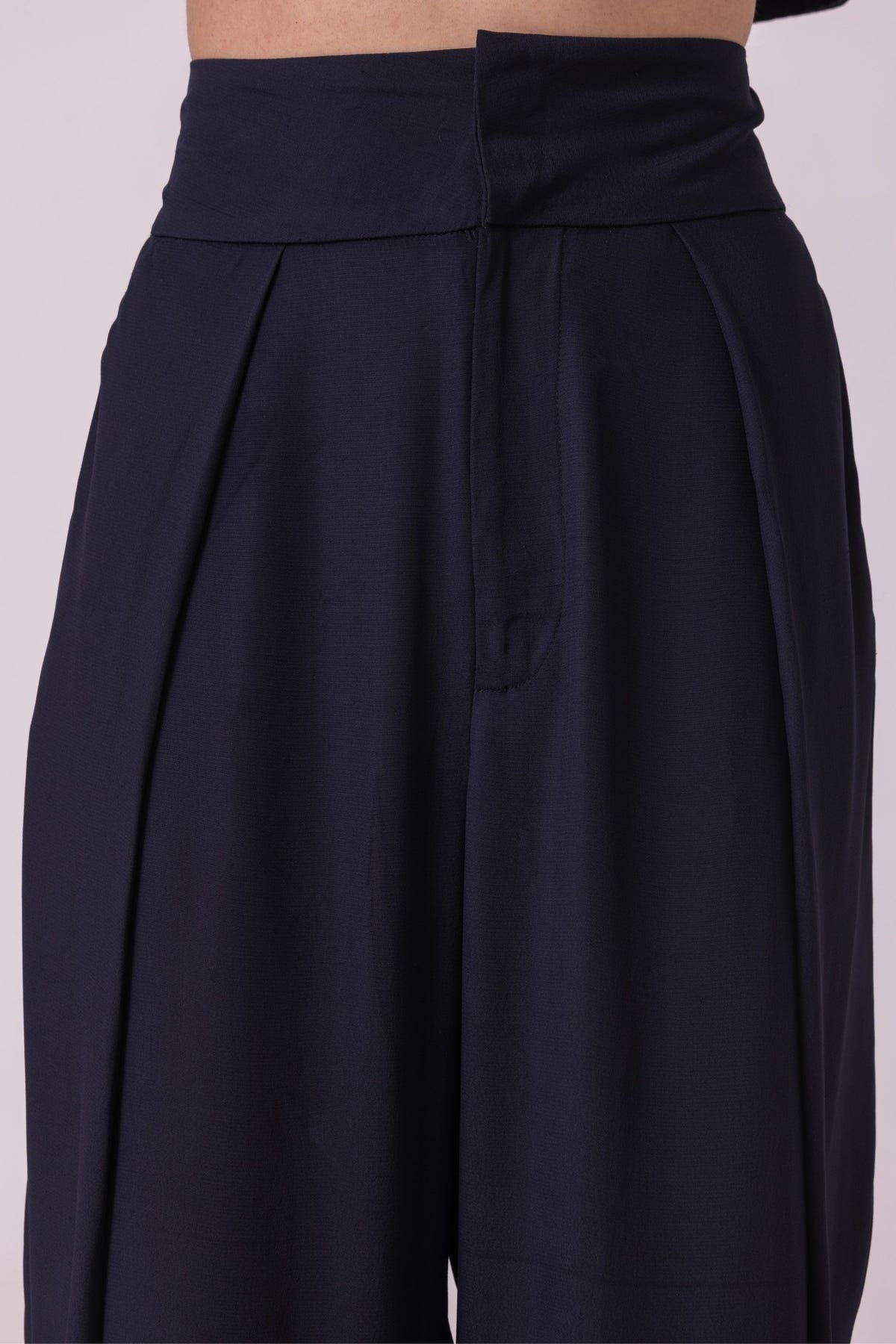 Elinor Black Barrel Pants - image 7