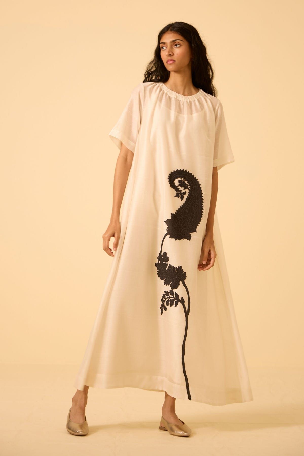 Cersei Paisley Embroidered Dress - image 10