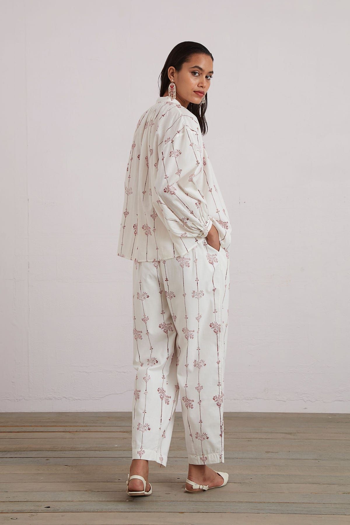 Ratan Red Hand Printed Pants - image 6
