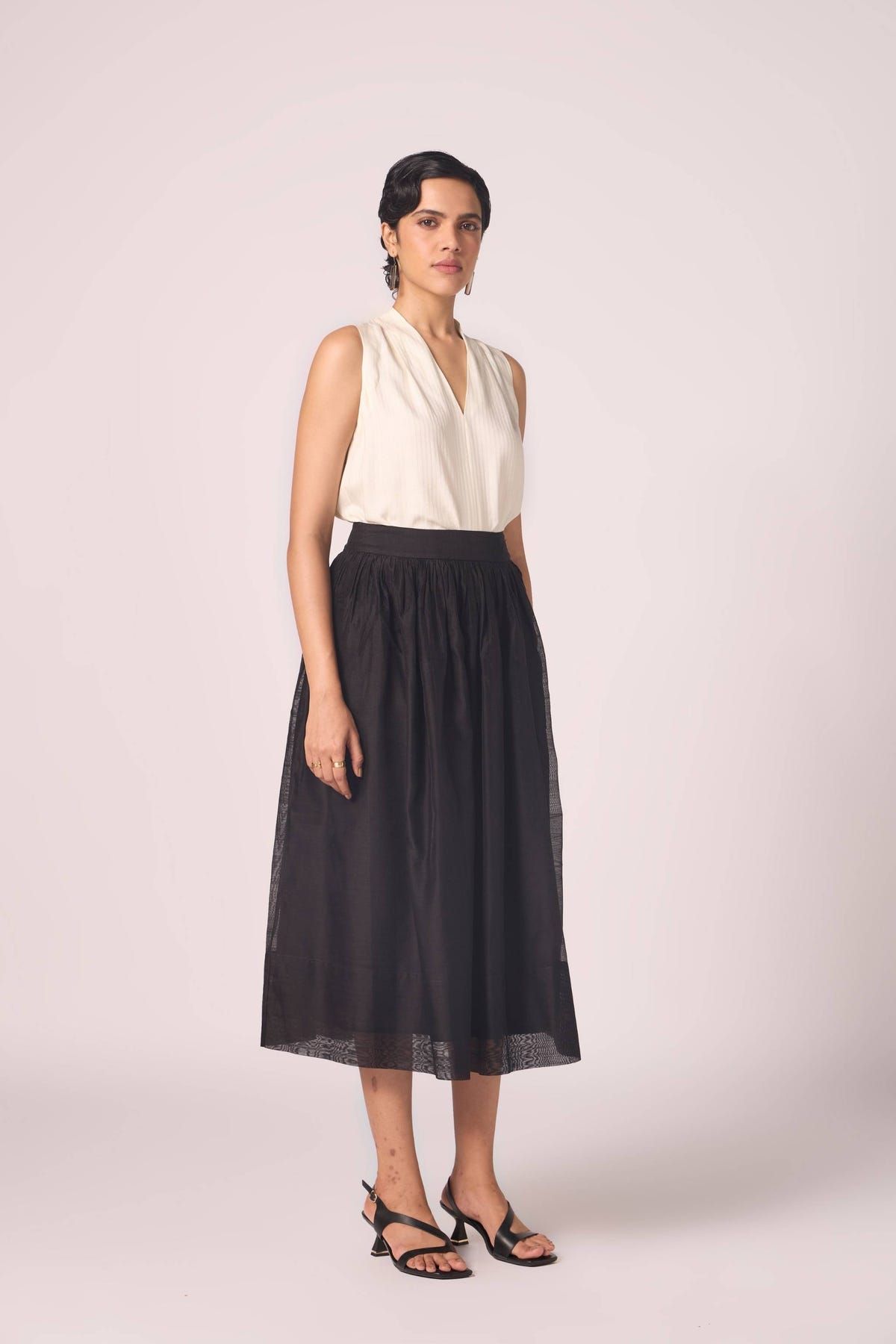 Sahir Black Handwoven Skirt - image 4