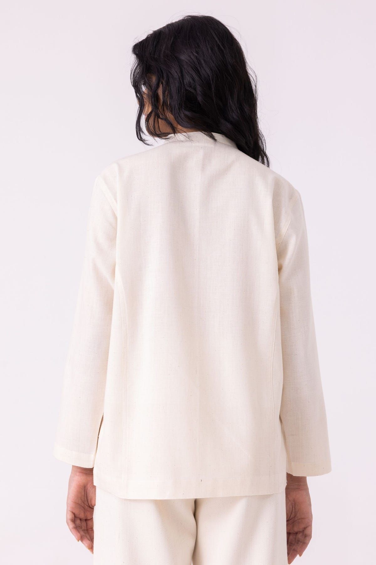Alma Off White Handwoven Shacket - image 10