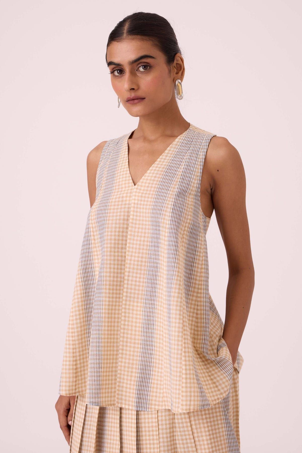 Nastasya Beige Handwoven Top - image 4