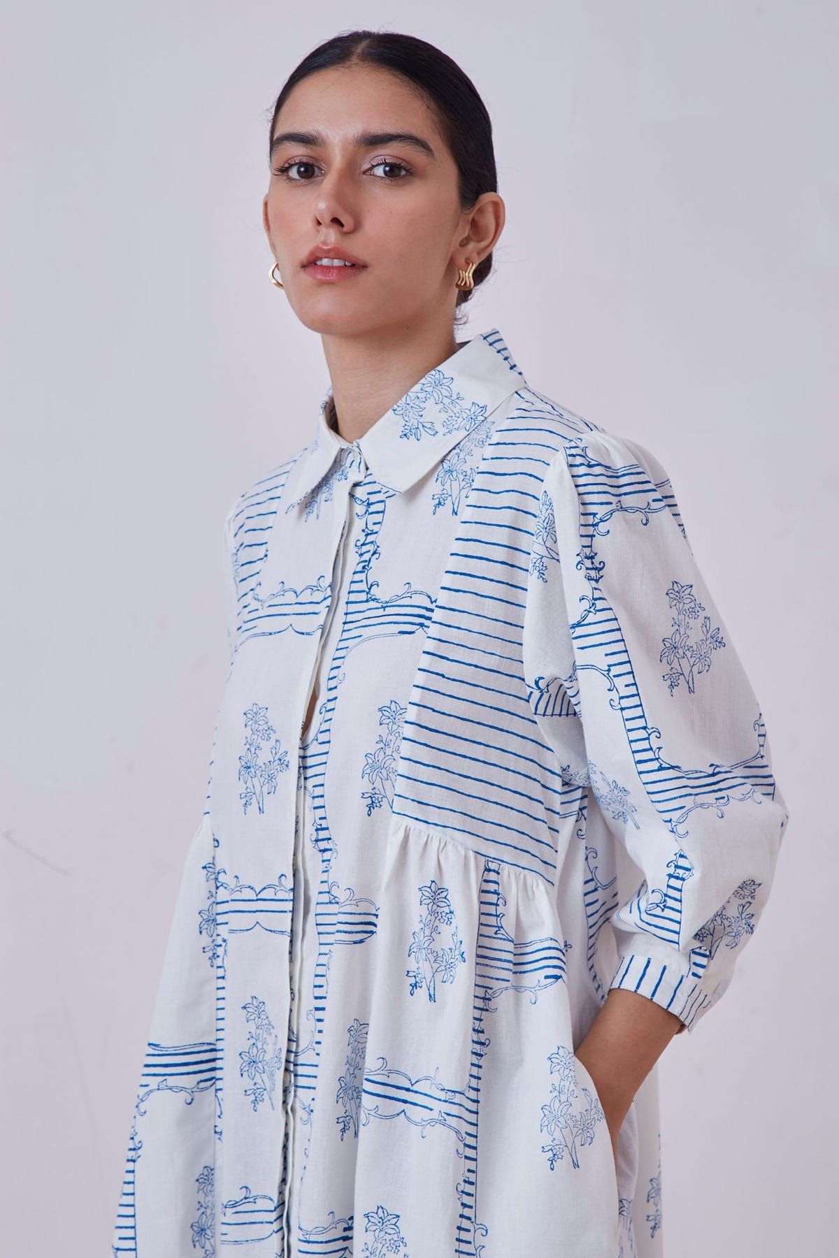 Puro Blue Hand Printed Dress - image 5