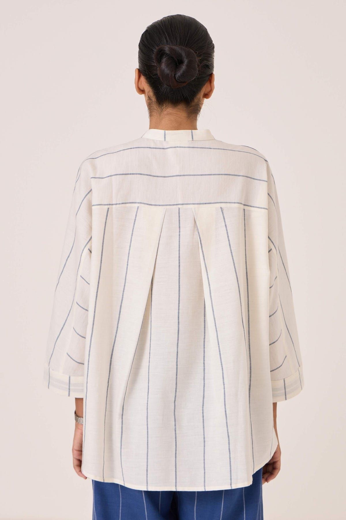 Amer Off White Handwoven Boxy Shirt - image 8