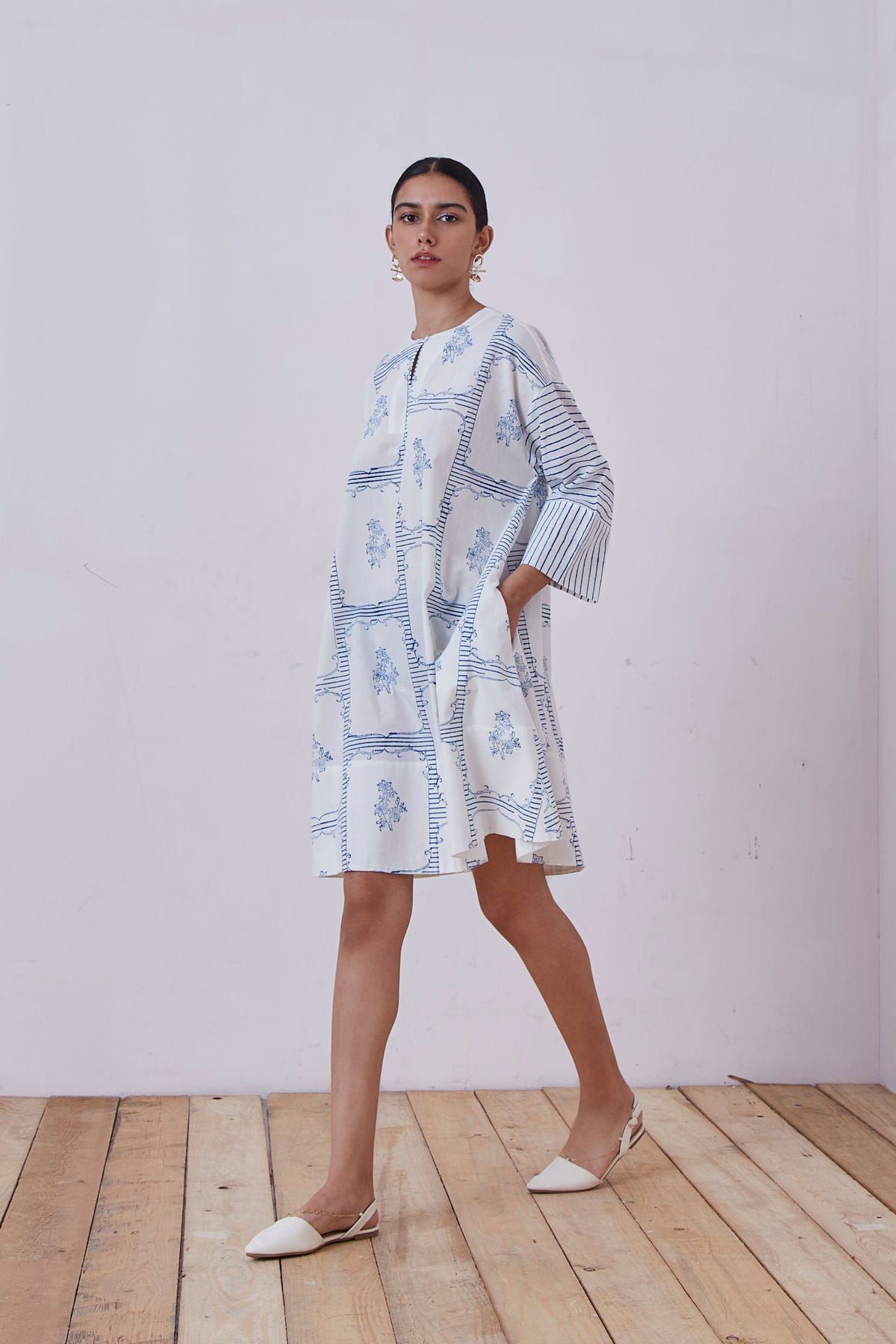 Dalip Blue Hand Printed Dress - image 2