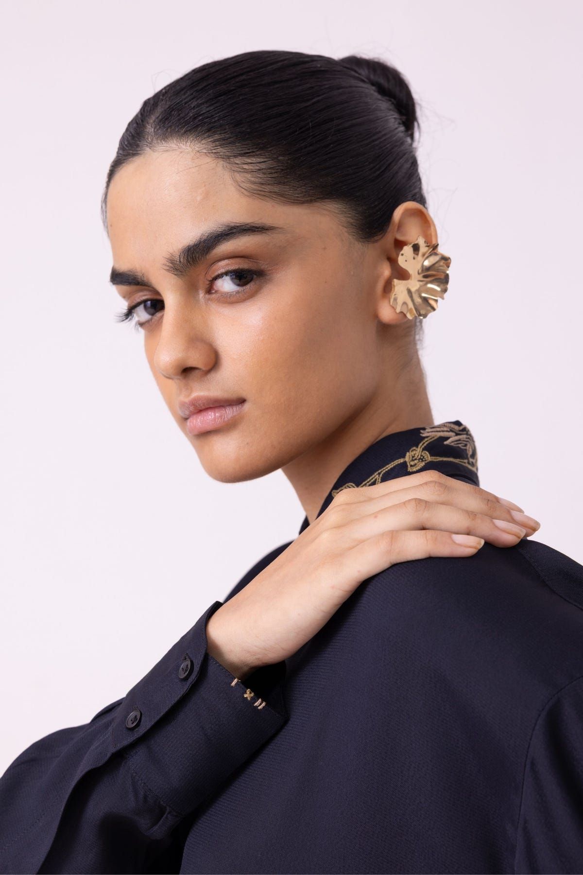Norris Black Embroidered Shirt - image 8