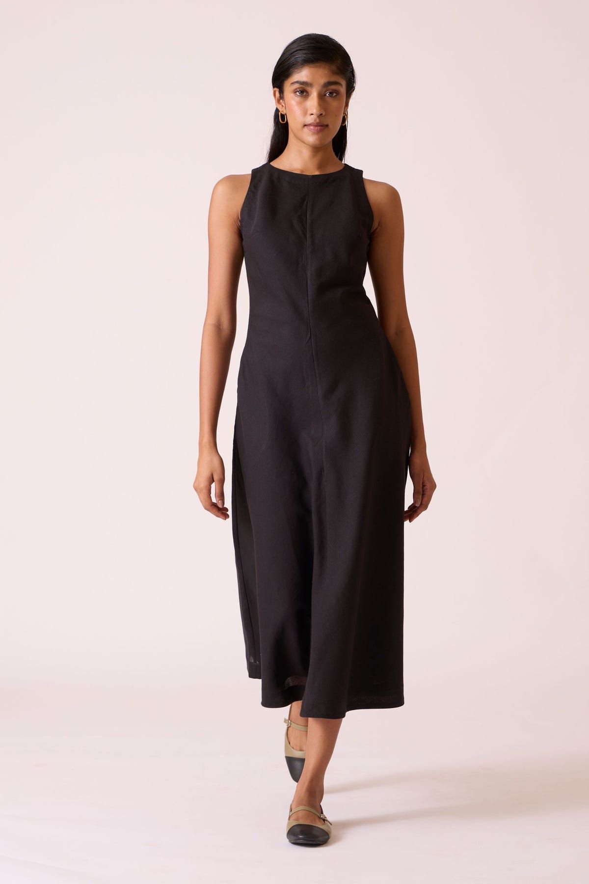Naomi Black Linen Dress - image 8