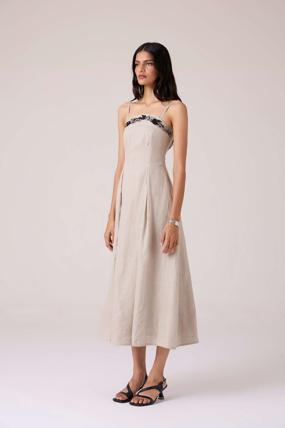 Suhjan Beige Linen Dress - image 2