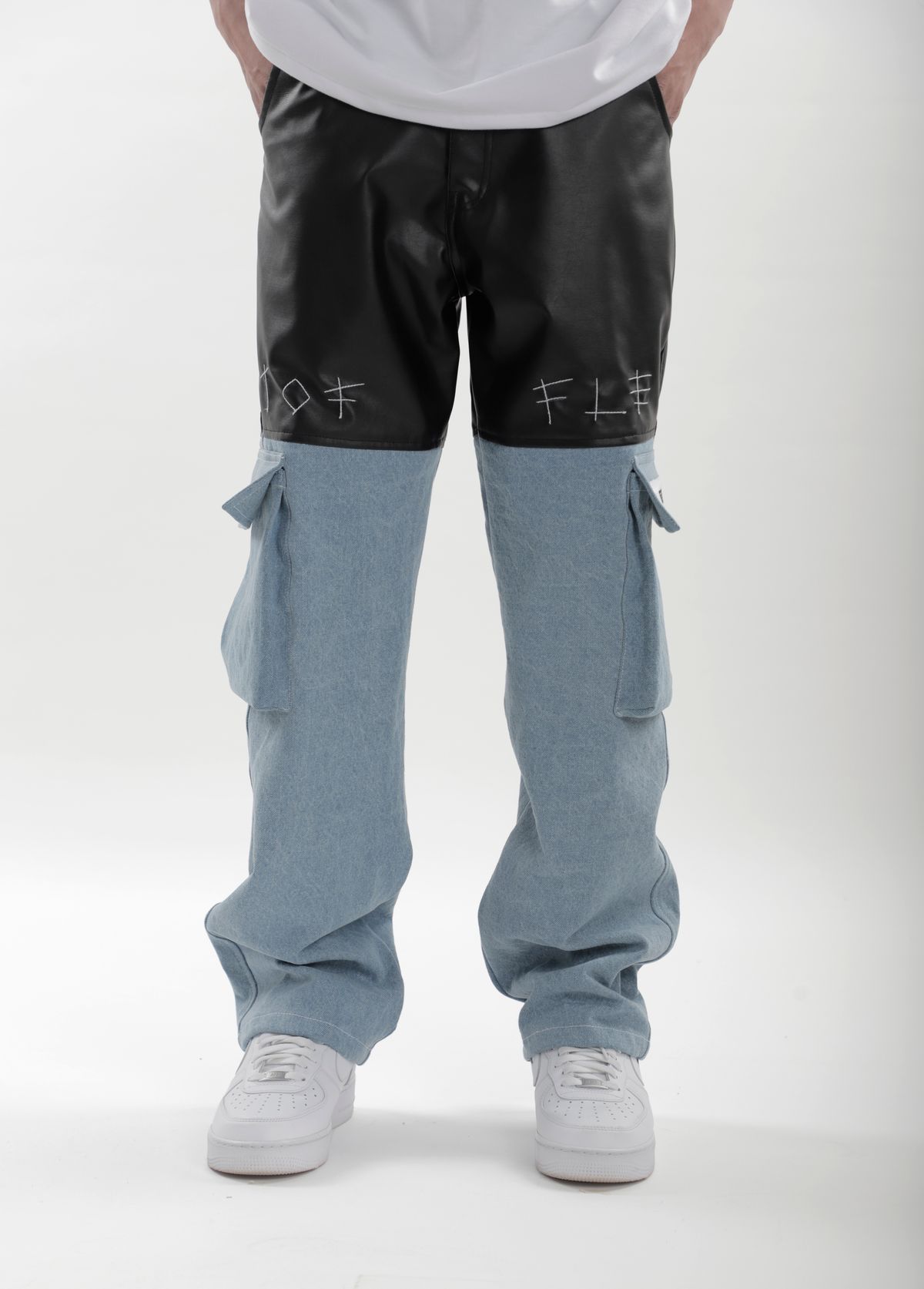 Toffle Segment Jeans - image 3