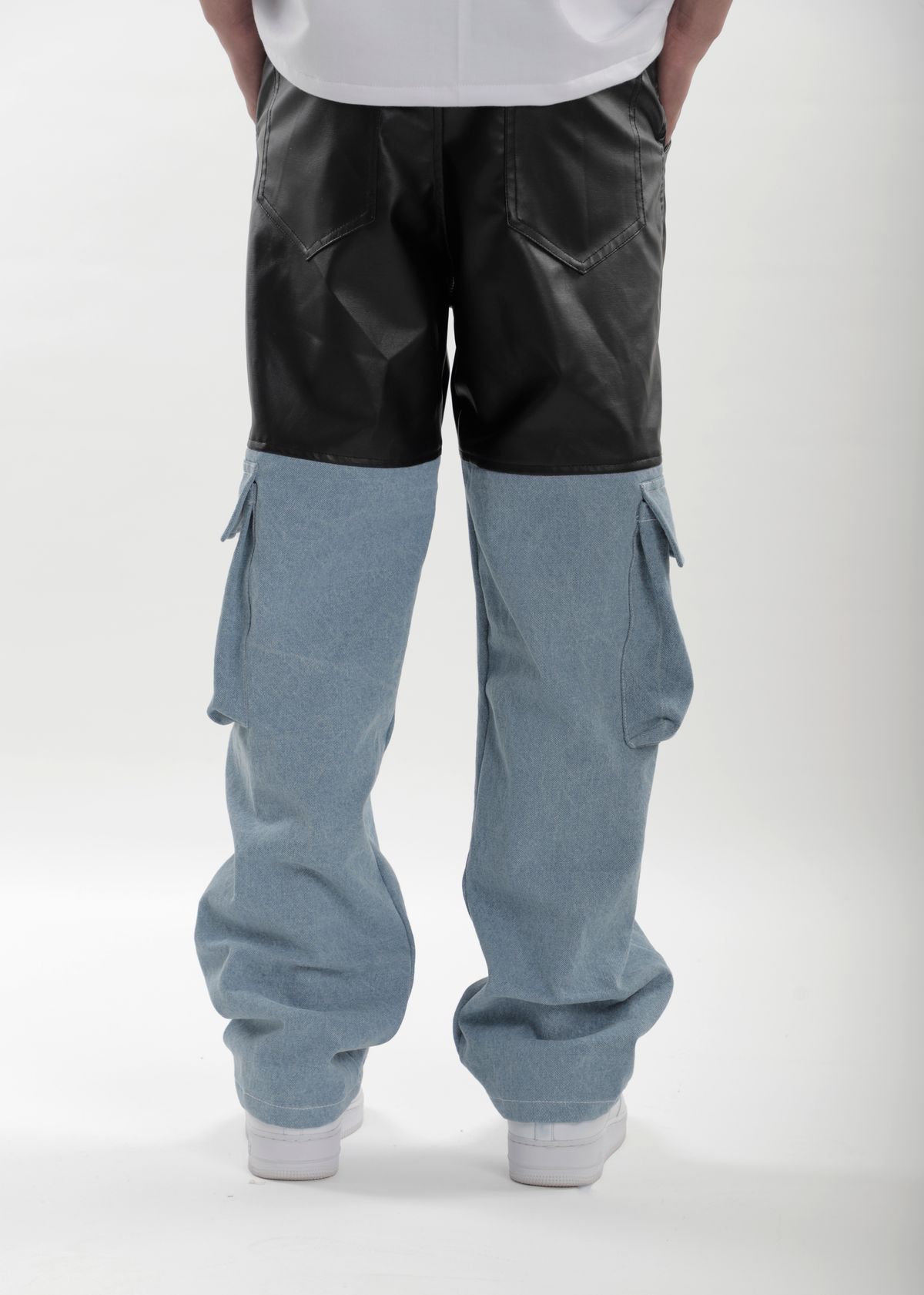 Toffle Segment Jeans - image 4