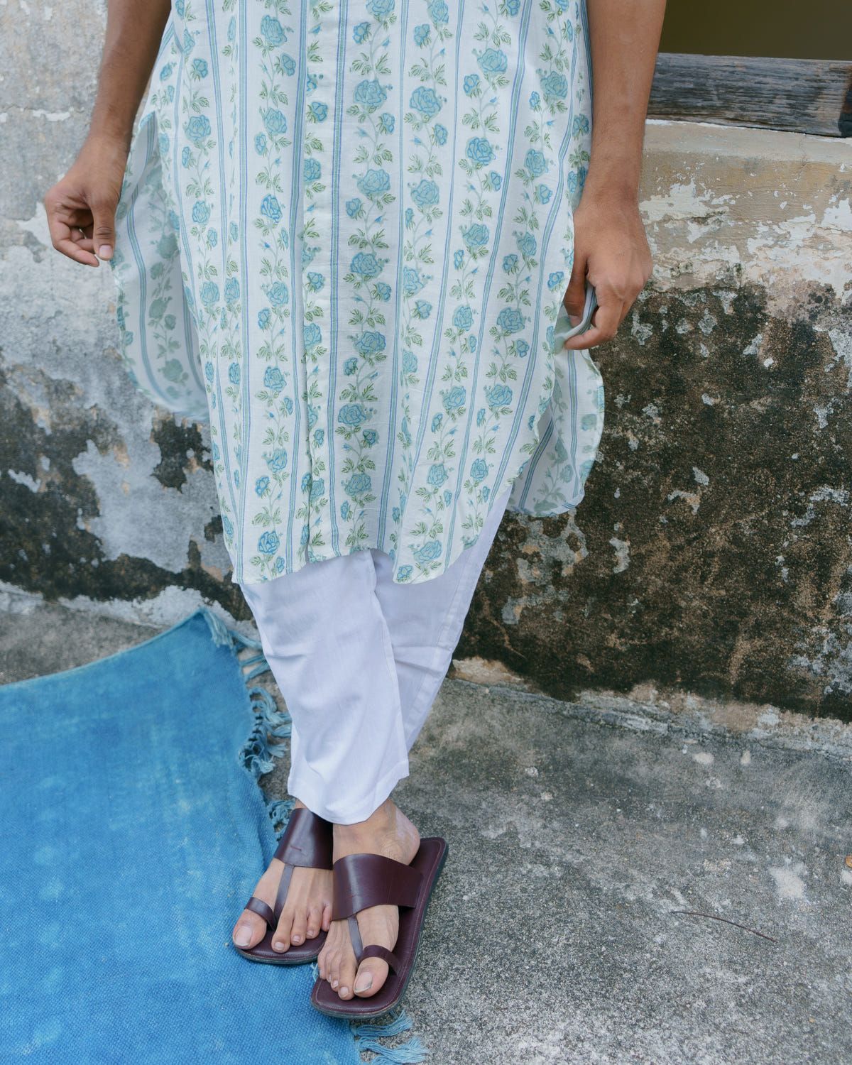 Gulabi Kaftan - image 4