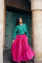 Ismat Skirt view 2