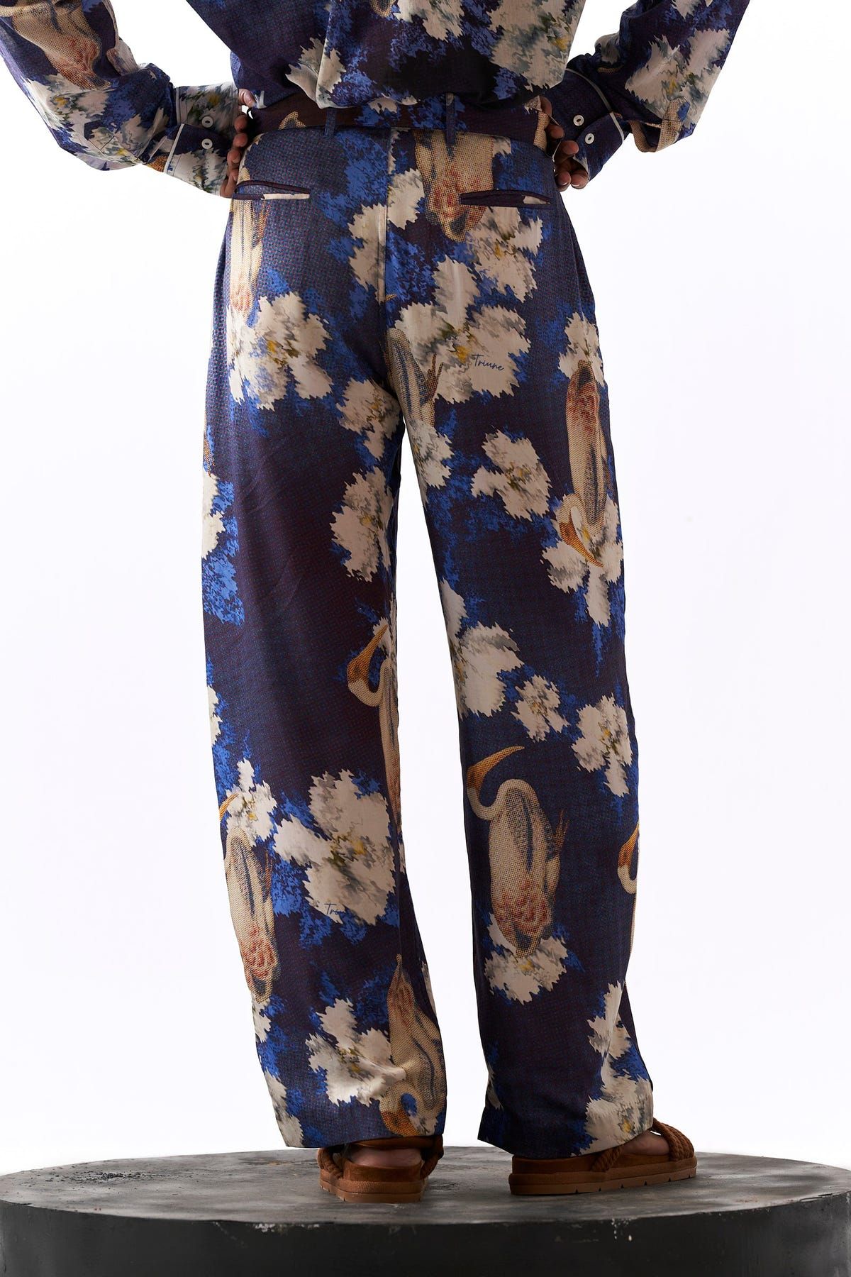 Delusional Pellican Lounge Pants - image 3