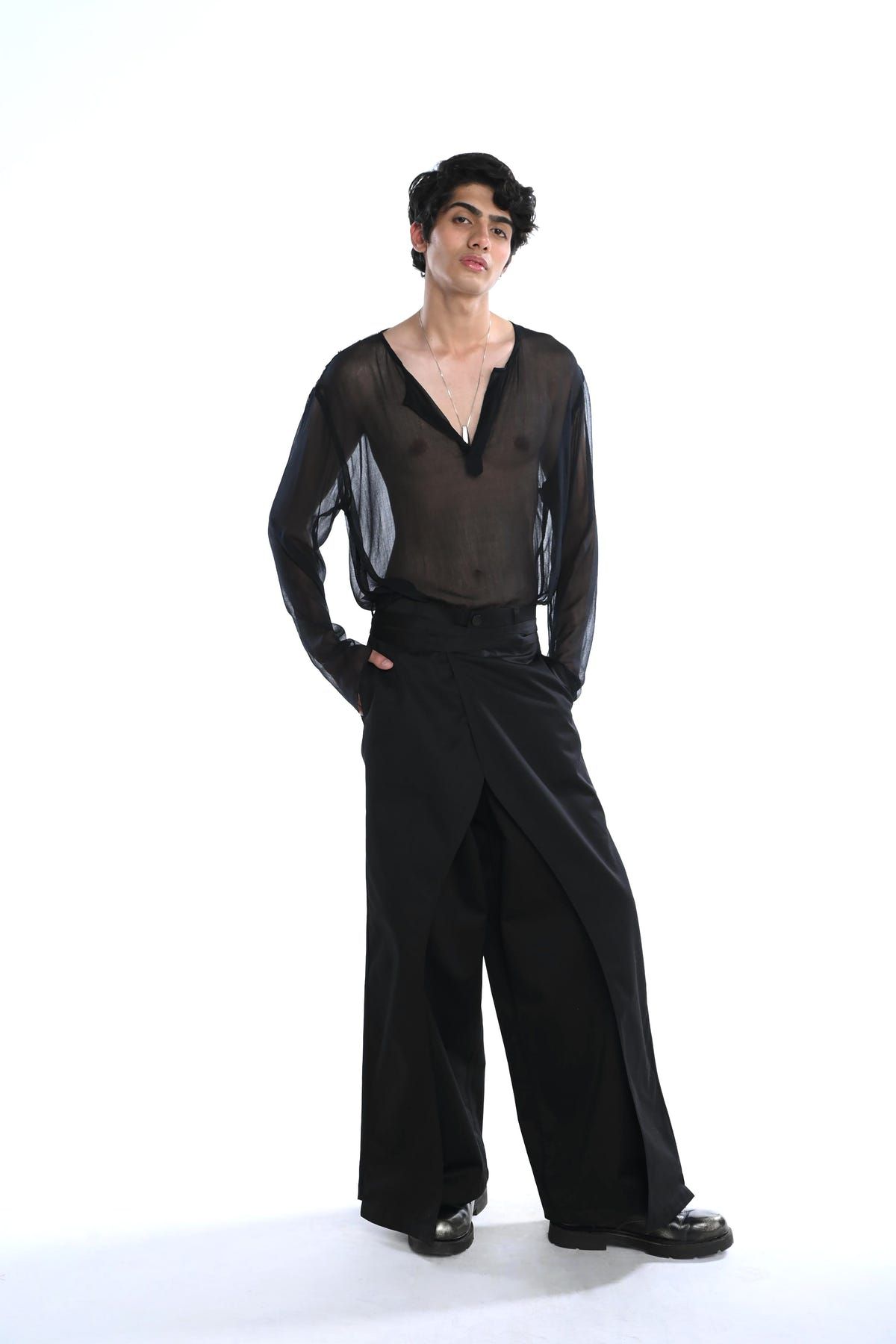 Devil'S Drape - image 2