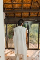 White Lotus Kurta view 4