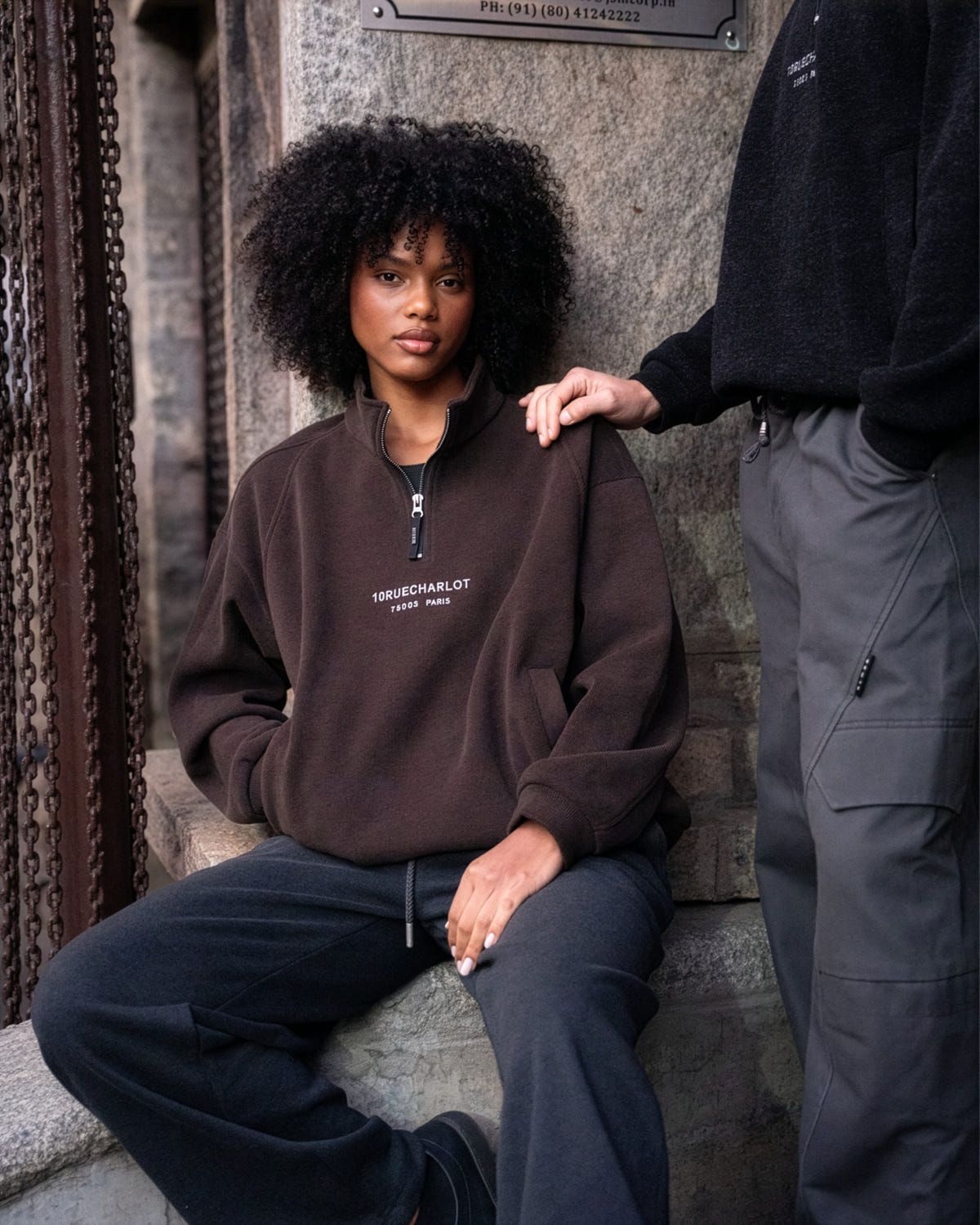 Quarter zip sweatshirt - image 6