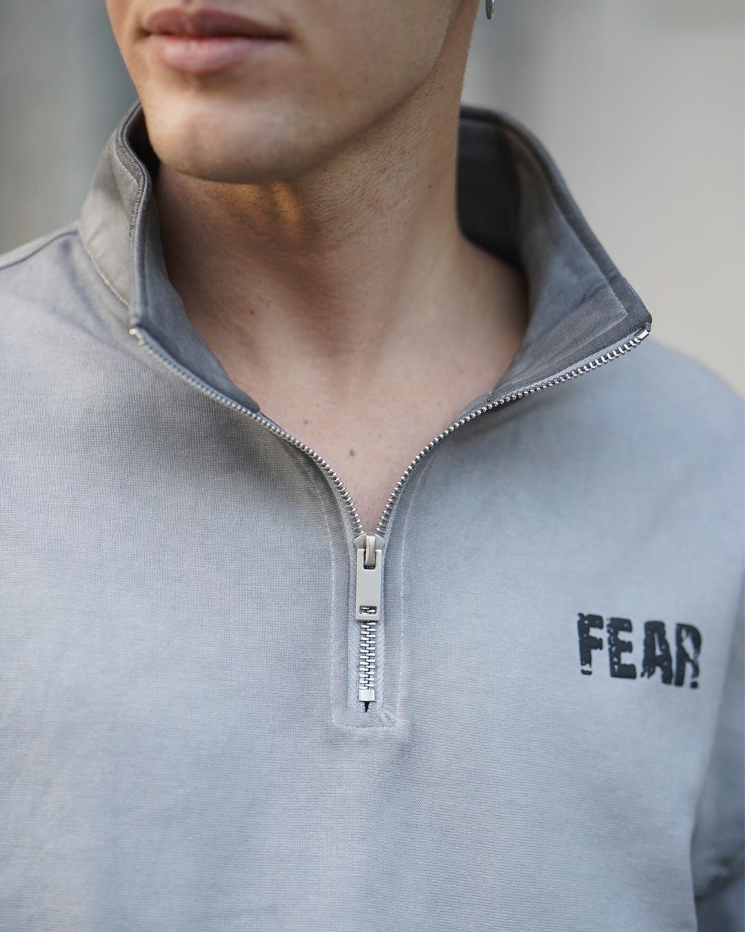 Quarter zipper sweatshirt - image 4