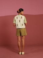 The Parakeet Gilet (Beige) view 2