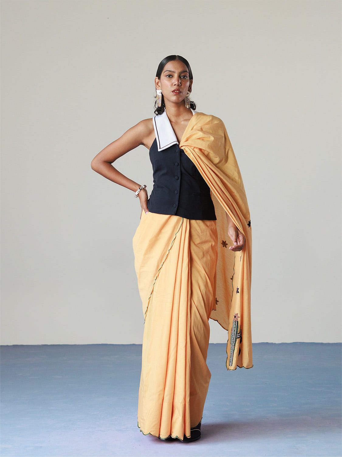 Prickle Me Pretty Saree - image 4
