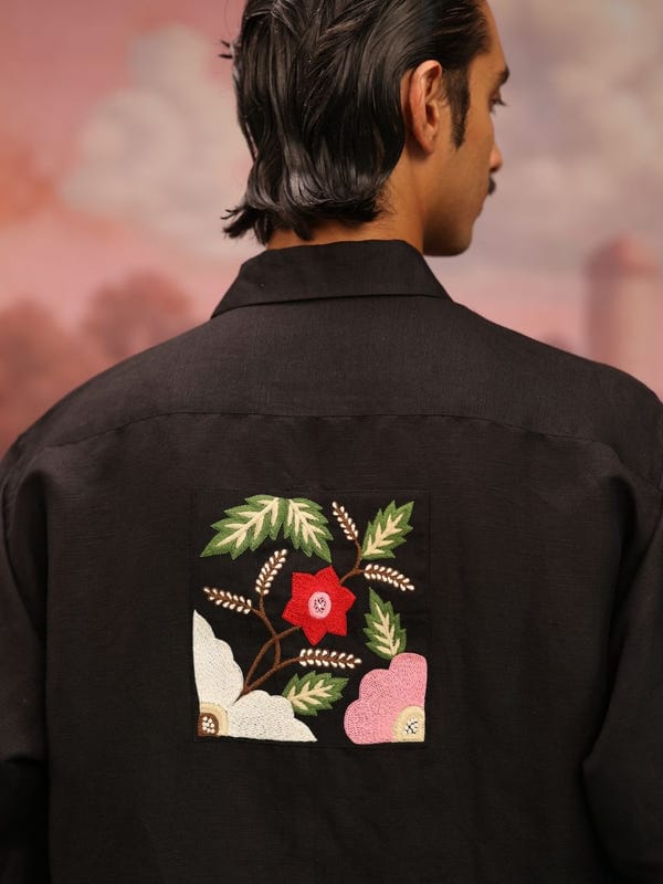 Winglore Studio — Bold Black Patch (Black)