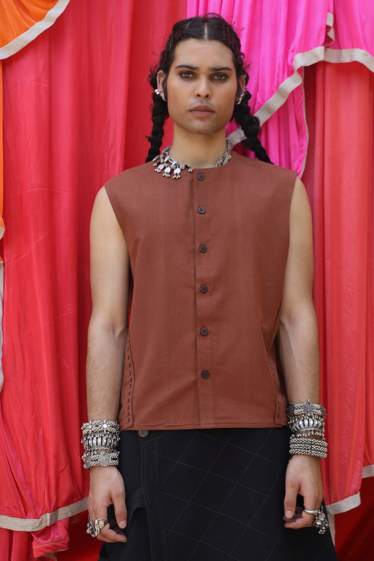 X-Stitch Sleeveless Shirt - image 5