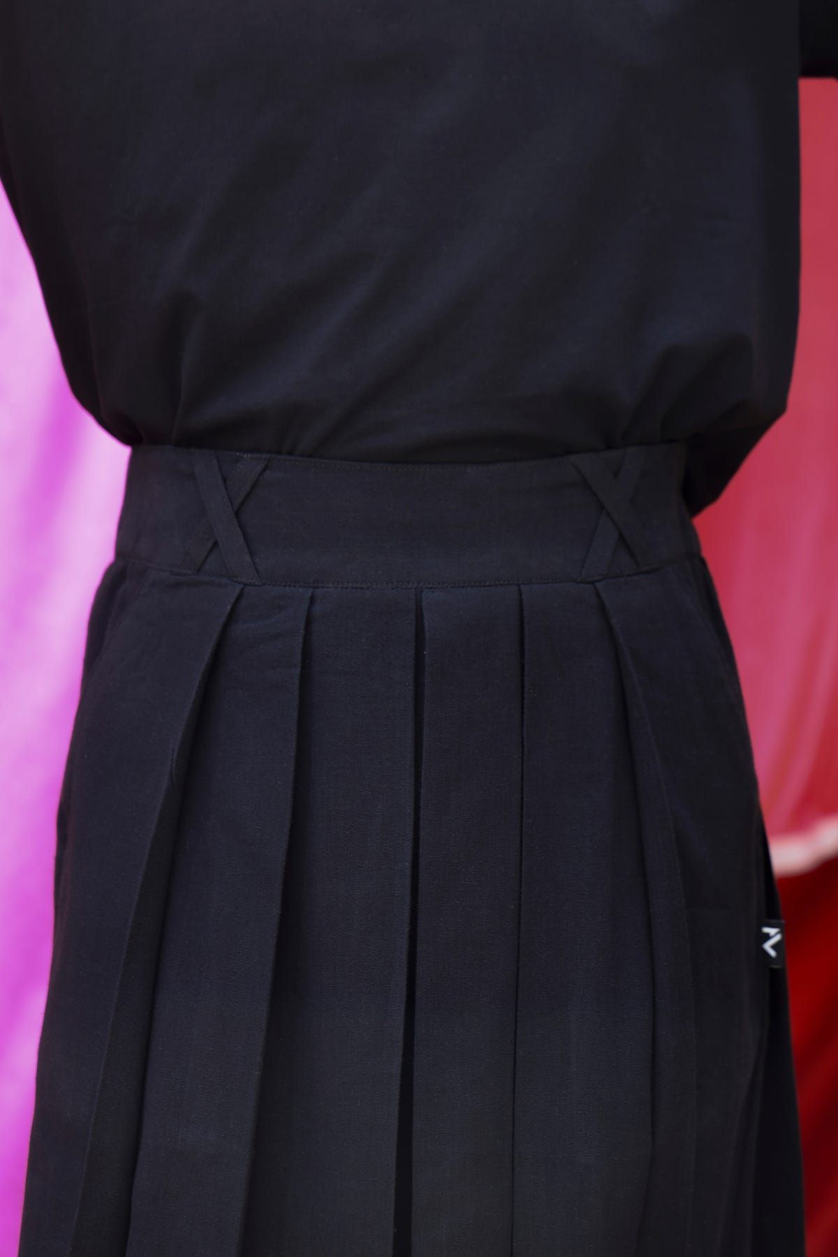 Broken Syntax Pleated Skirt - image 4